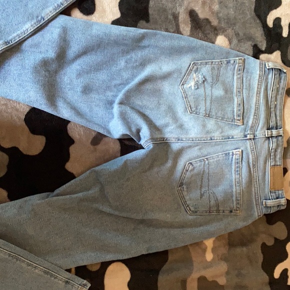 women’s American eagle mom jeans size 00 R - Picture 1 of 4